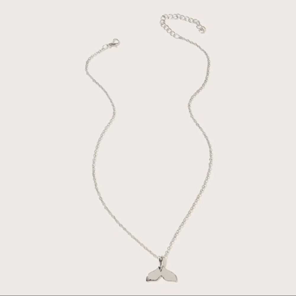 3/$30 🐋 Fish Tale Pendant Necklace